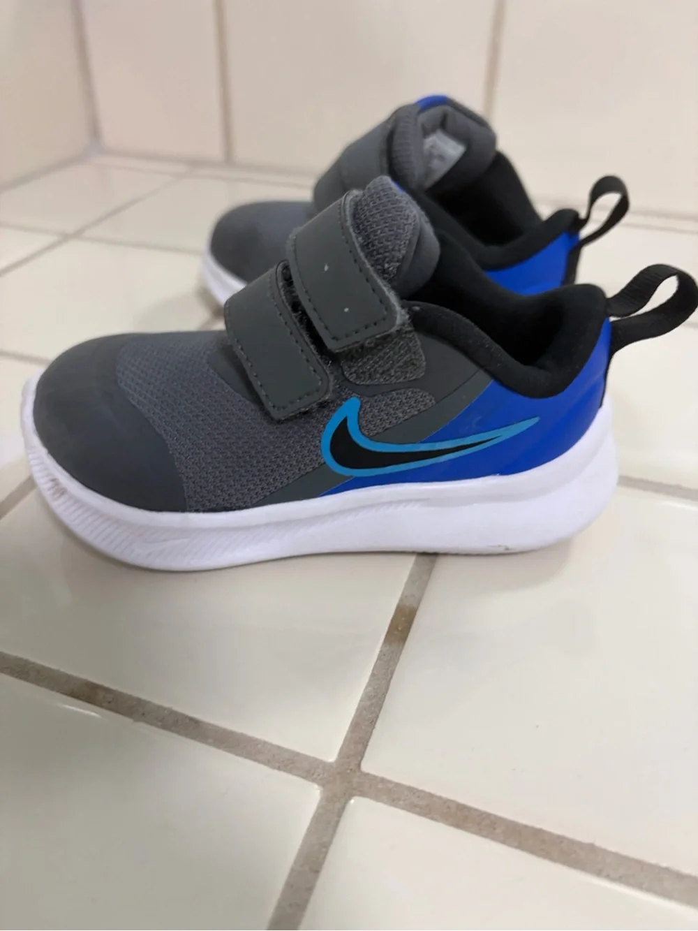 Nike Kids Gray and Blue Velcro Sneakers